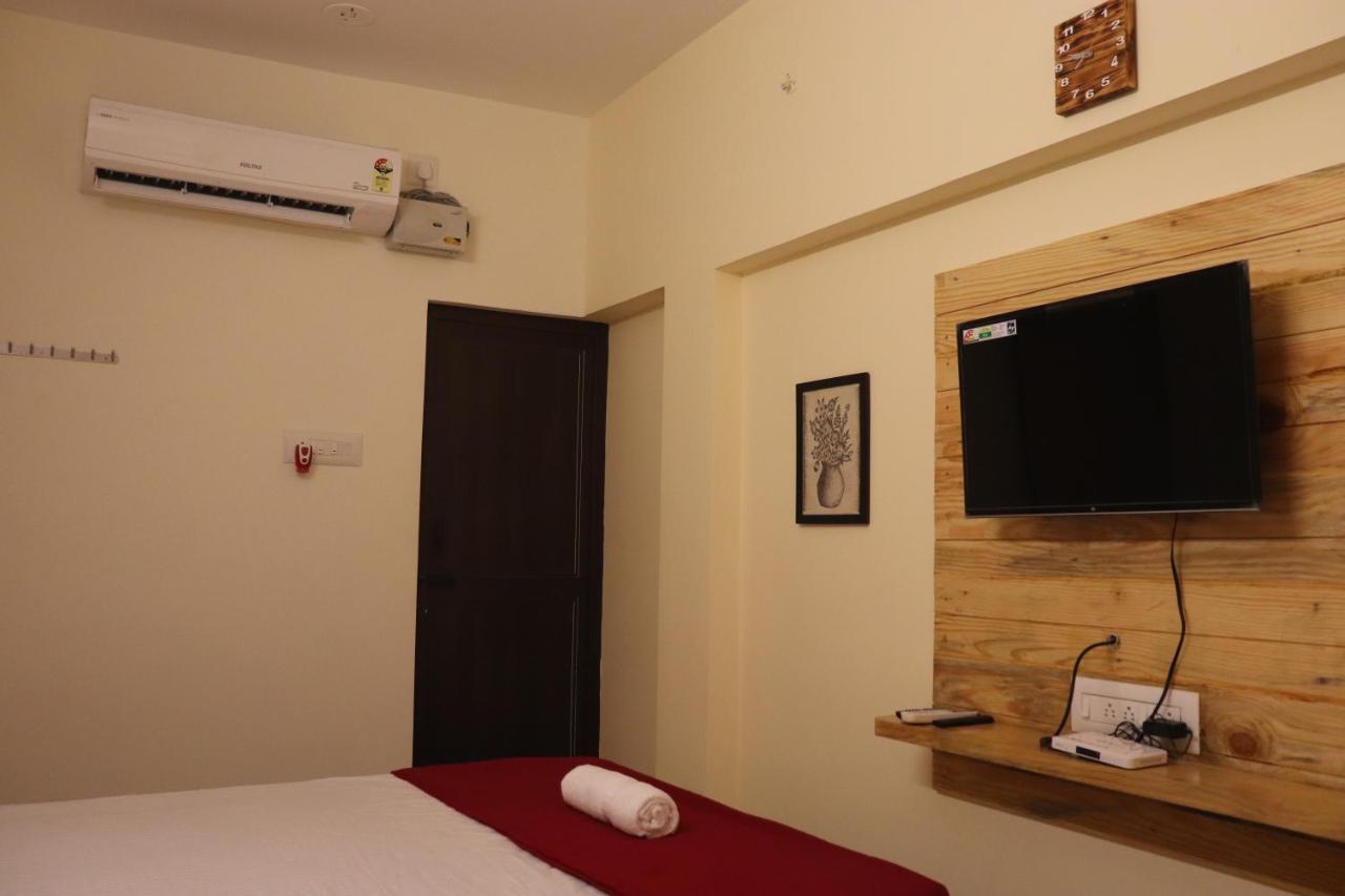 Grand Suites Srirangam Tiruchirappalli Eksteriør bilde