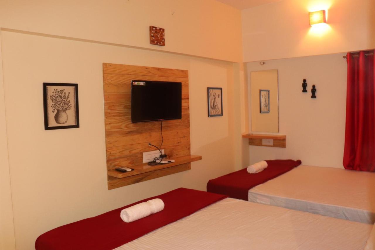 Grand Suites Srirangam Tiruchirappalli Eksteriør bilde