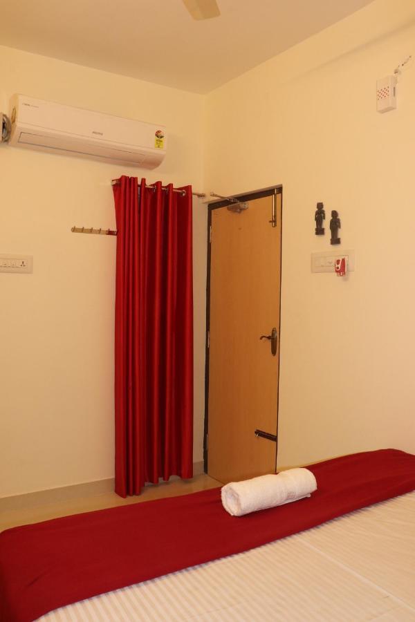 Grand Suites Srirangam Tiruchirappalli Eksteriør bilde