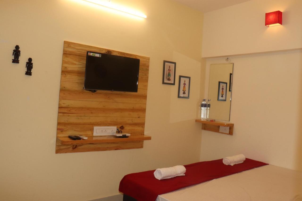 Grand Suites Srirangam Tiruchirappalli Eksteriør bilde